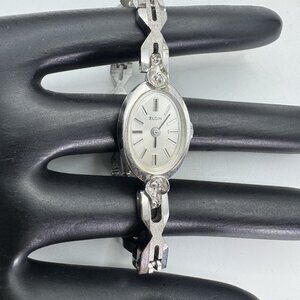 Vintage Elgin Of Luxe Womens Watch Silver Tone  Mechanical Wind Working